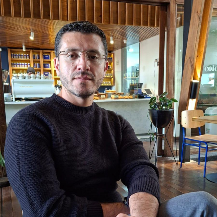 Santiago Viñez